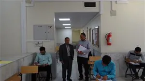 بازدید  دکتر صمد طاهری مدیریت شبکه بهداشت و درمان  و مجتمع سلامت شهرستان مرند از روند برگزاری امتحانات