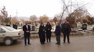 مدیرشبکه بهداشت و درمان مرند و رییس بیمارستان حجت  به اتفاق مدیر داخلی ,  مترون بیمارستان , مسئول فوریتهای پزشکی , رییس و اعضا نظام پرستاری و جمع کثیری از پرستاران ، با حضور در گلزار شهدای شهرستان مرند با قرائت فاتحه