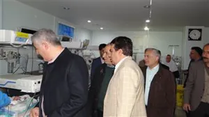 دیدار نوروزی معاون استاندار و فرماندار شهرستان ویژه مرند و هیات همراه از بیمارستان حجت و نخستین نوزاد متولد شده در سال 98 