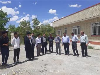بازدید مدیر شبکه بهداشت و درمان شهرستان مرند به همراه بخشدار بخش یامچی از پروژه در دست احداث شبکه بهداشت و درمان در روستای یکان کهریز