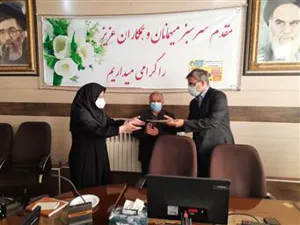 آئین برگزاری مراسم معارفه ریاست بیمارستان آیت ا... حجت کوه کمری شهرستان مرند در سالن بهورزی شهرستان مرند