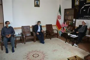 دیدار سرپرست جدید شبکه بهداشت و درمان شهرستان مرند با امام جمعه دانشمند شهر مرند