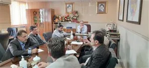 برگزاری جلسه ساماندهی و تعیین تکلیف  پسماندهای عفونی مطب ها و کلینیک‌ها و آبیاری مزارع با آب فاضلاب و پساب در دفتر سرپرست شبکه بهداشت و درمان شهرستان مرند