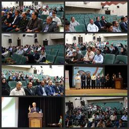 مراسم گرامیداشت هفته دولت و روز کارمند که با حضور امام جمعه مرند  , معاون استاندار و فرماندار مرند , دکتر صمد طاهری و مدیریت شبکه بهداشت و درمان شهرستان مرند , روسای و کارمندان ادارات ر سالن اجتماعات اداره فرهنگ و ارشاد اسلامی شهرستان مرند برگزار شد ، 