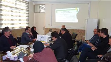 کارگاه بسته خدمات پایه کارکنان دولت ویژه دستگاه های اجرایی در سالن مرکز بهداشت شهرستان مرند برگزار گردید .
