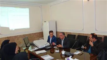 برگزاری جلسه اجرای طرح فلوراید تراپی با حضور مدیر شبکه بهداشت و درمان جهت سرپرستان مراکز سلامت شهرستان مرند