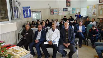 مراسم گرامیداشت روز آزمایشگاه در آزمایشگاه مرکزی مرکز بهداشت شهرستان مرند با حضور مدیر شبکه و معاونین