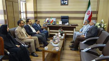 دیدار معاونین و کارشناسان شبکه بهداشت و درمان شهرستان مرند با رییس آموزش و پرورش شهرستان به مناسبت روز معلم
