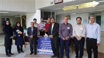 بازدید دکتر صمد طاهری رییس هیئت اجرایی و هیات همراه از روند برگزاری پنجمین دوره انتخابات هیئت مدیره سازمان نظام پرستاری در بیمارستان ساجدی هادی شهر در ساعات اولیه صبح جمعه 21 تیر ماه