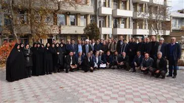 مراسم تجلیل از ایثارگران و خانواده شهداء شبکه بهداشت و درمان شهرستان مرند در سالن بهورزی 