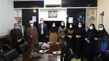 برگزاری مراسم گرامیداشت روز پرستار بصورت وب کنفرانس استانی در سالن مرکز بهداشت شهرستان مرند با حضور امام جمعه محبوب شهر مرند ، معاون استاندار و فرماندار ویژه شهرستان مرند ، فرمانده ناحیه مقاومت بسیج سپاه مرند و مدیر شبکه بهداشت و درمان شهرستان مرند